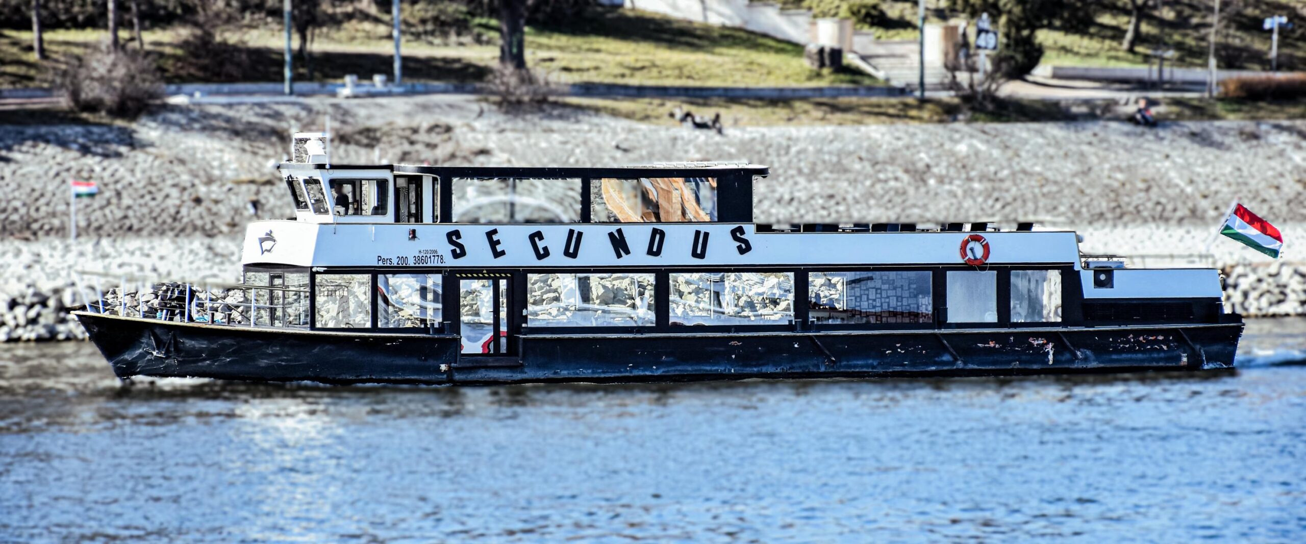 Secundus - 1